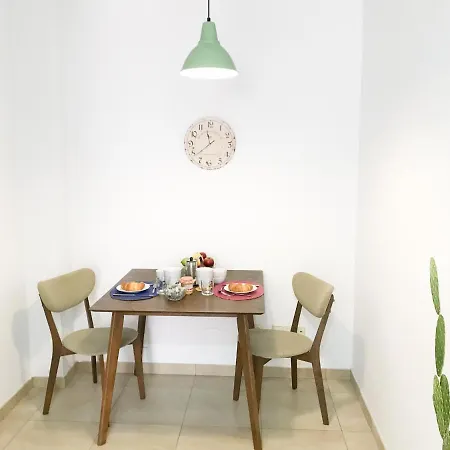 Citybeach - Parking&wifi Apartment *